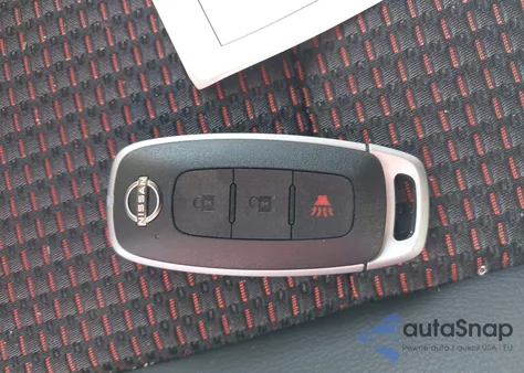 2025 Nissan Kicks Sr Intelligent Awd z USA, uszkodzony, nr VIN 3N8AP6DB2SL327508